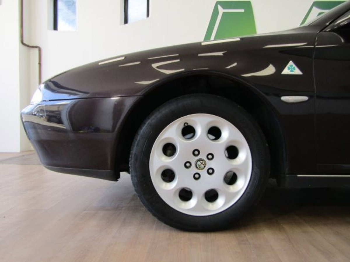Alfa Romeo 166 2.0i 16V Twin Spark cat (4)
