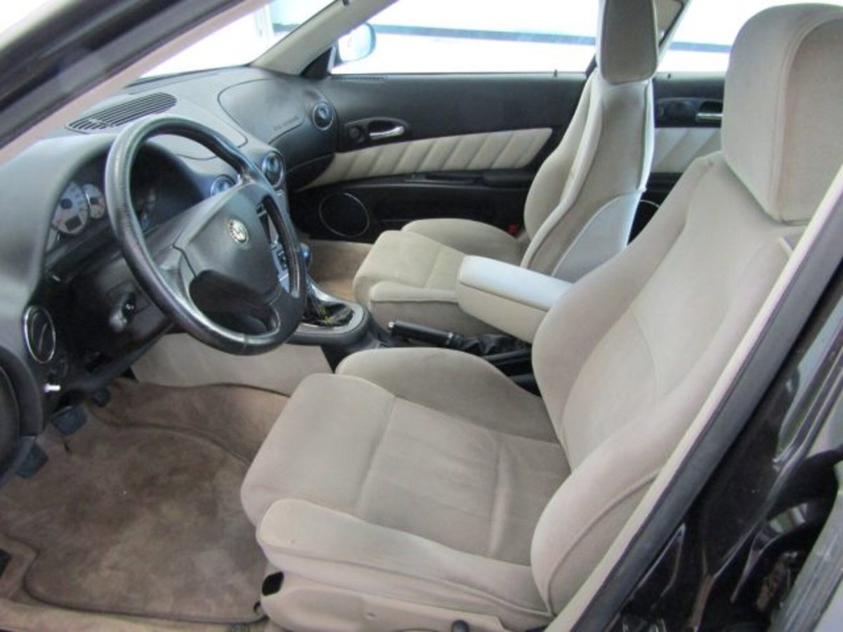 Alfa Romeo 166 2.0i 16V Twin Spark cat (6)
