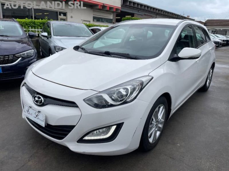 Hyundai i30 Station Wagon 1.6 CRDi Comfort A/T 