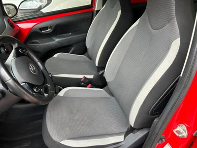 Toyota Aygo Connect 1.0 VVT-i 72 CV 5 porte x-you MMT (5)