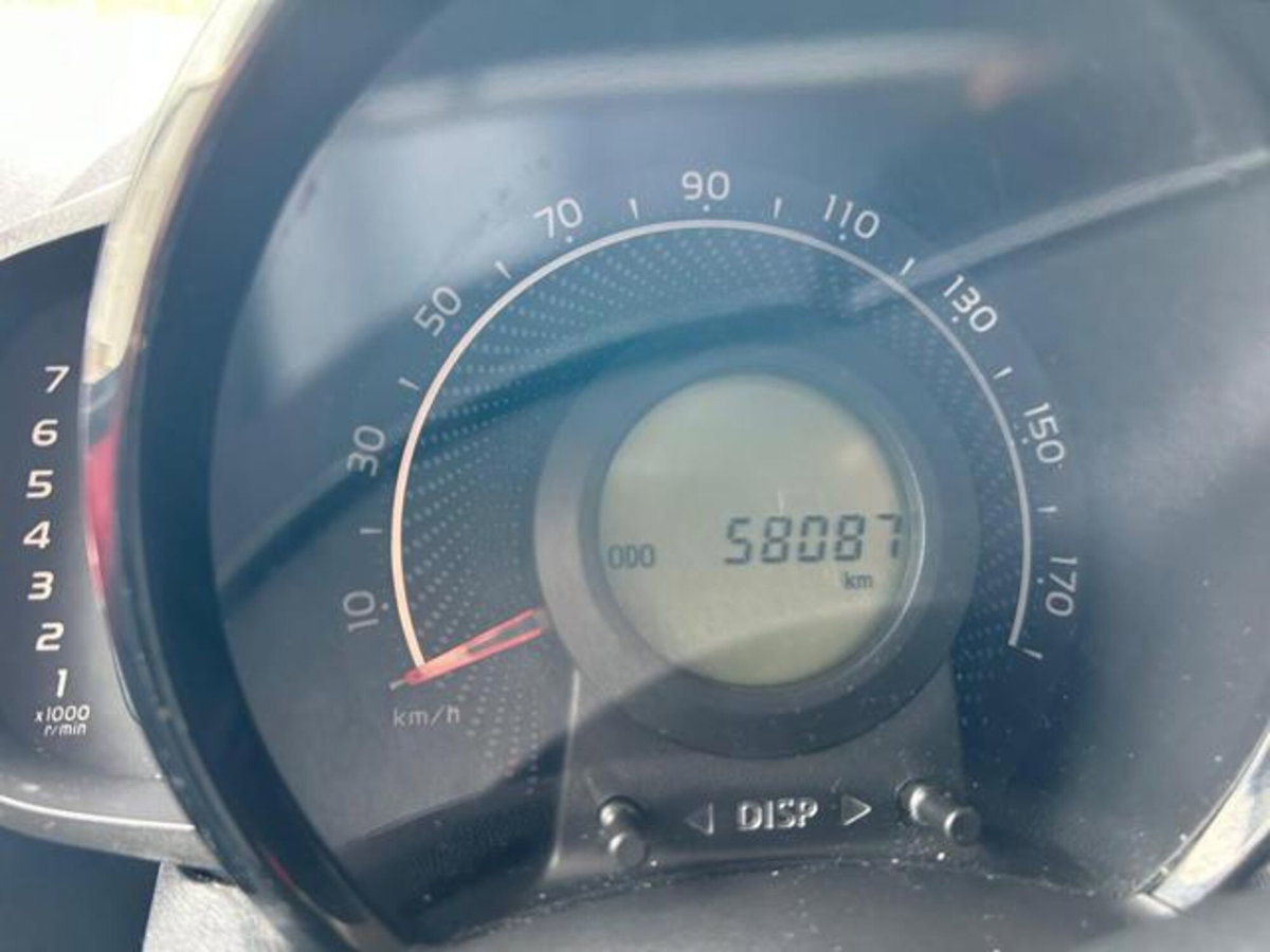 Toyota Aygo Connect 1.0 VVT-i 72 CV 5 porte x-you MMT (7)