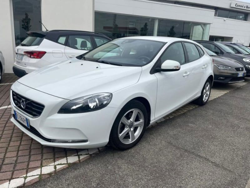 Volvo V40 D2 'eco' Momentum