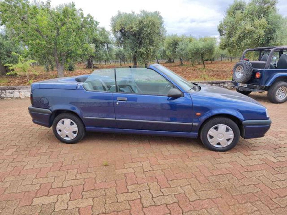 Renault 19 Cabrio 1.8 SPI cat (12)