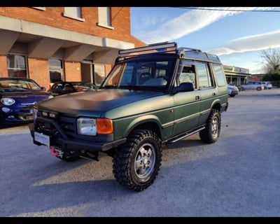 Land Rover Discovery 2.5 Tdi 5 porte Luxury usata