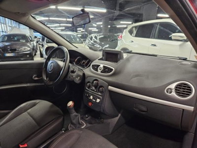 Renault Clio 1.2 16V 3 porte (8)