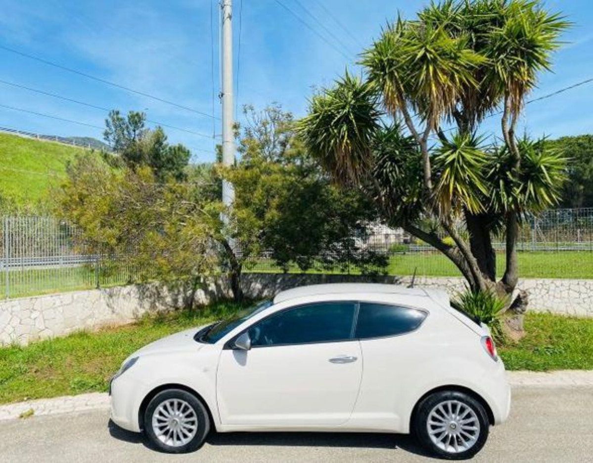 Alfa Romeo MiTo 1.3 JTDm 85 CV S&S Distinctive (11)