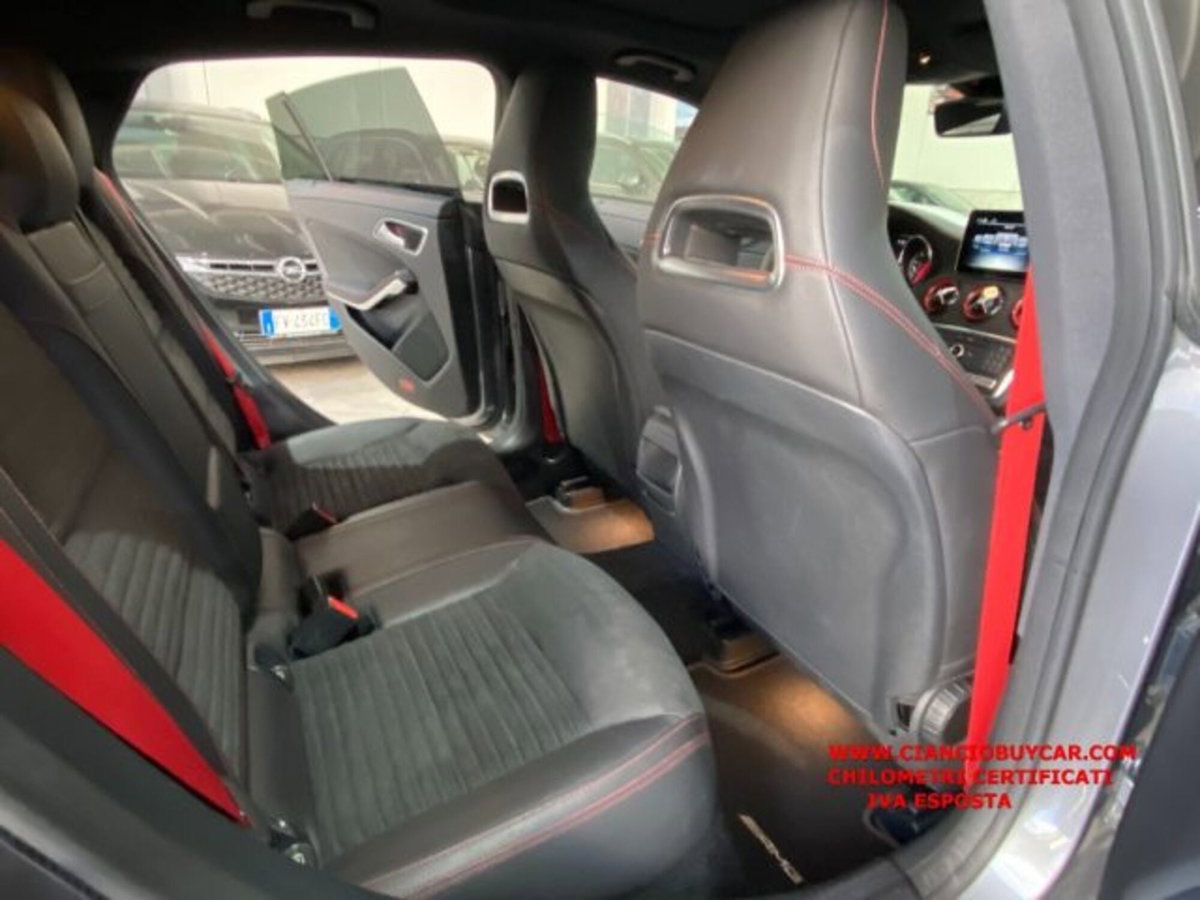 Mercedes-Benz CLA Shooting Brake 45 AMG 4Matic (8)