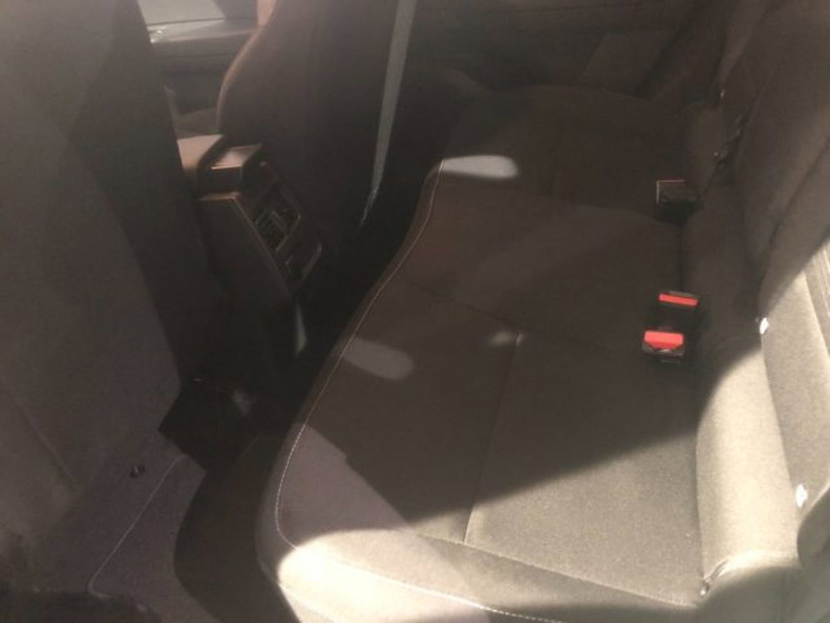 Renault Captur Full Hybrid E-Tech 145 CV Initiale Paris (15)