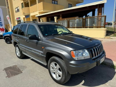 Jeep Grand Cherokee 2.7 CRD cat Overland  usata