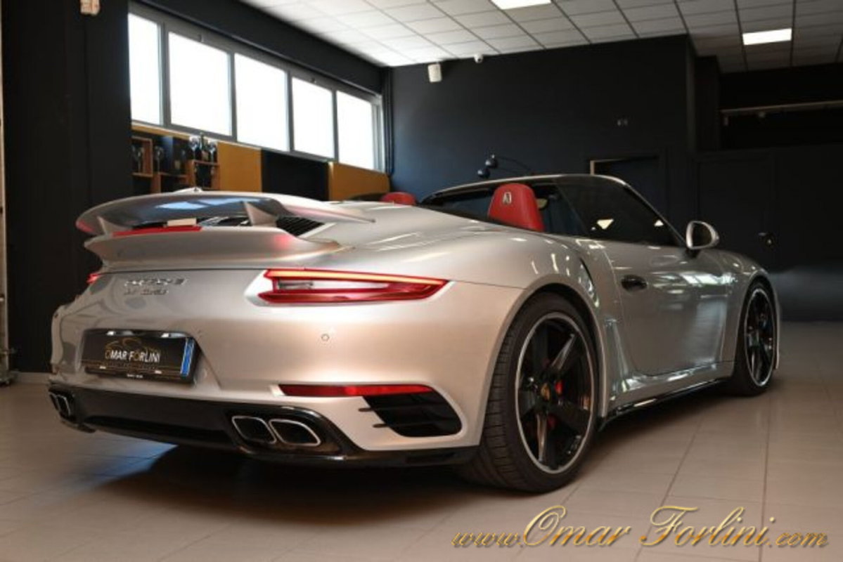 Porsche 911 Cabrio 3.8 Turbo (2)
