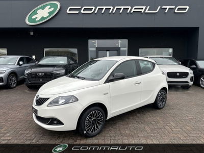 Lancia Ypsilon 1.0 FireFly 5 porte S&S Hybrid Platino nuova