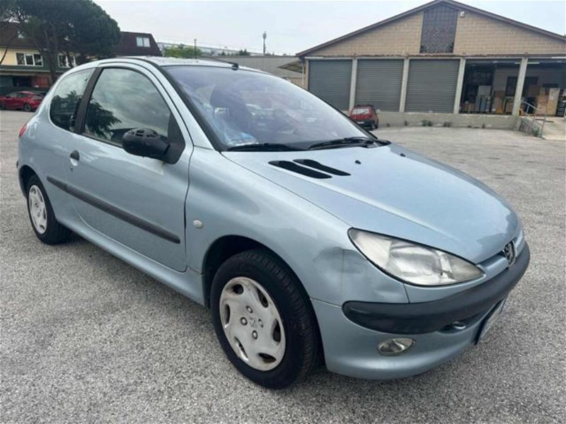 Peugeot 206 3p. XR nuovo