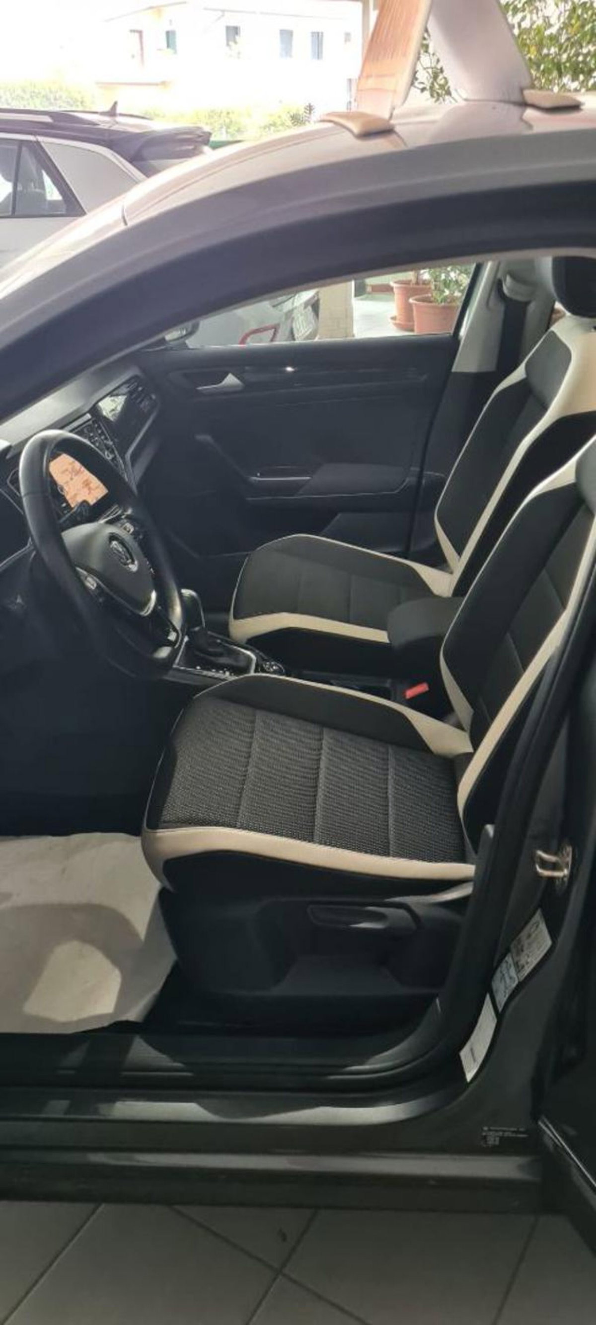 Volkswagen T-Roc 2.0 TDI SCR 4MOTION Advanced BlueMotion Technology (6)