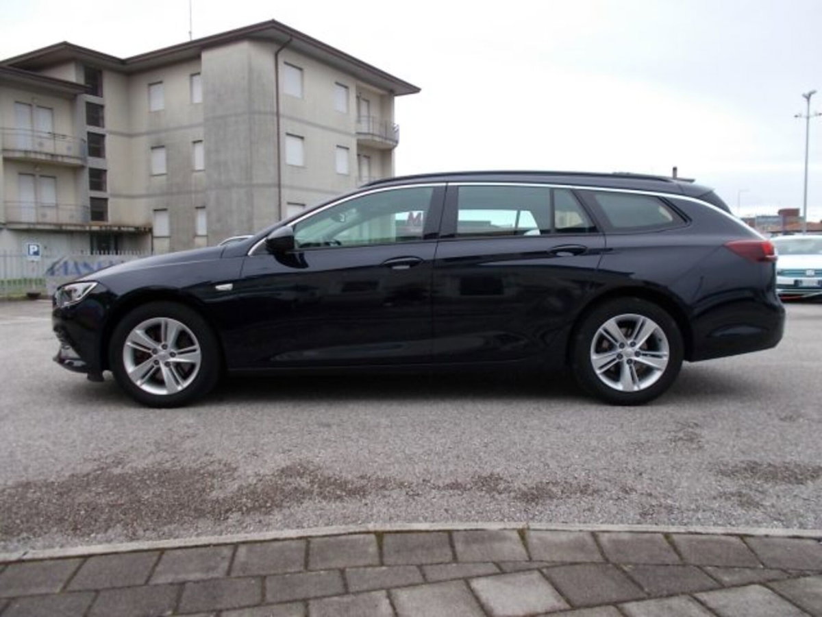 Opel Insignia Station Wagon 2.0 CDTI S&S aut. Sports Business (7)