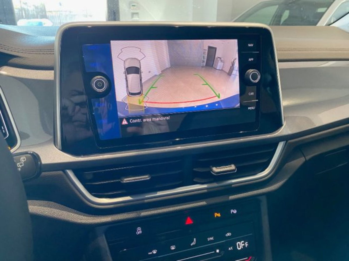 Volkswagen T-Roc 1.0 TSI Style (12)