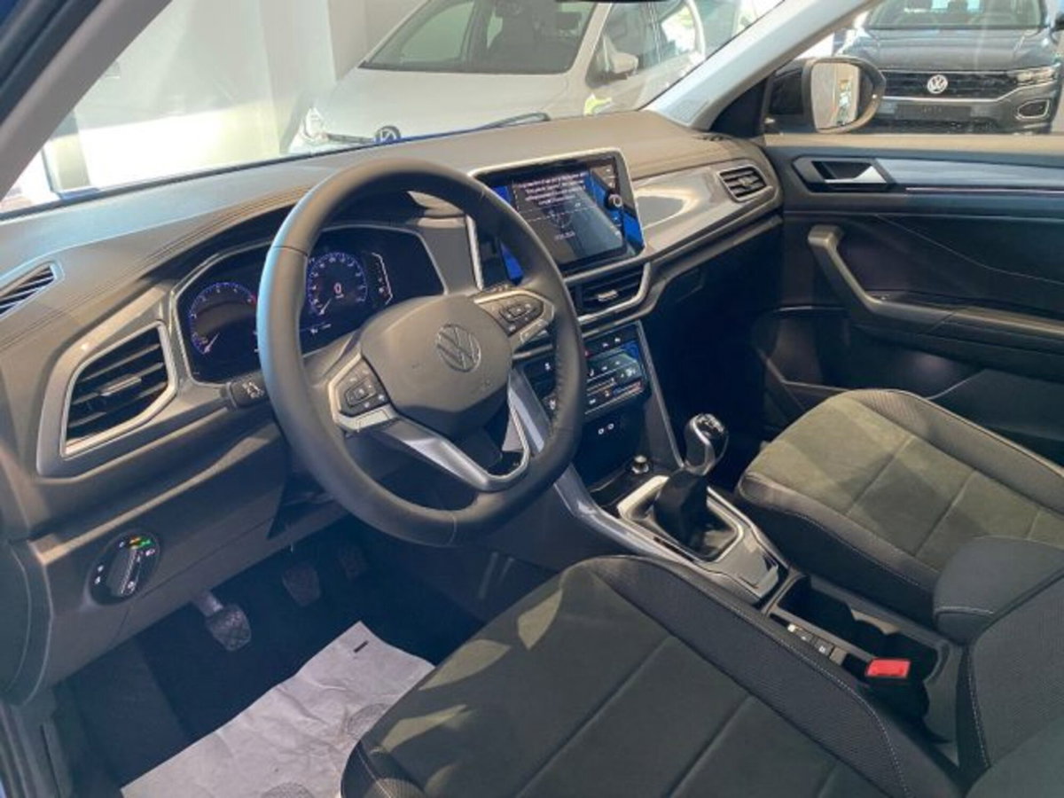 Volkswagen T-Roc 1.0 TSI Style (8)