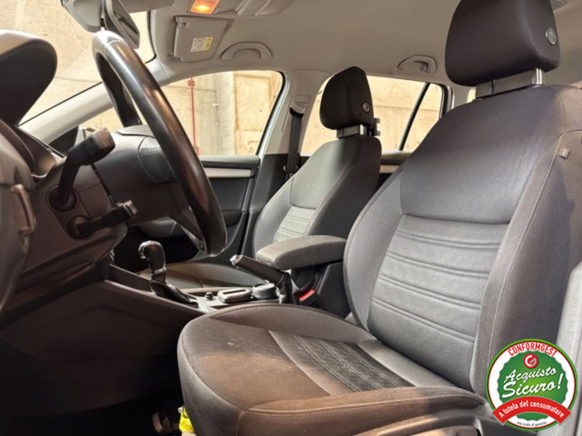 Skoda Octavia Station Wagon 1.5 G-TEC DSG Wagon Executive (12)