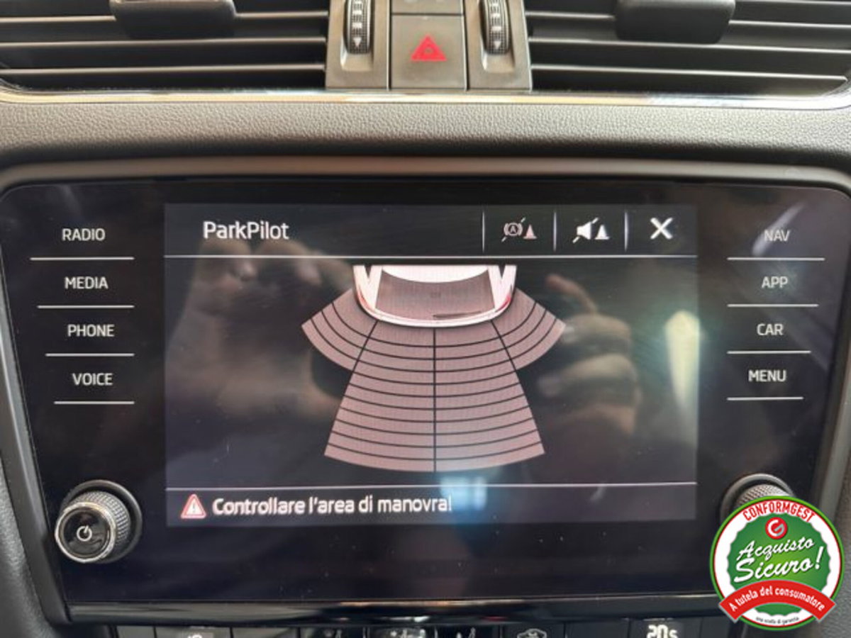 Skoda Octavia Station Wagon 1.5 G-TEC DSG Wagon Executive (18)