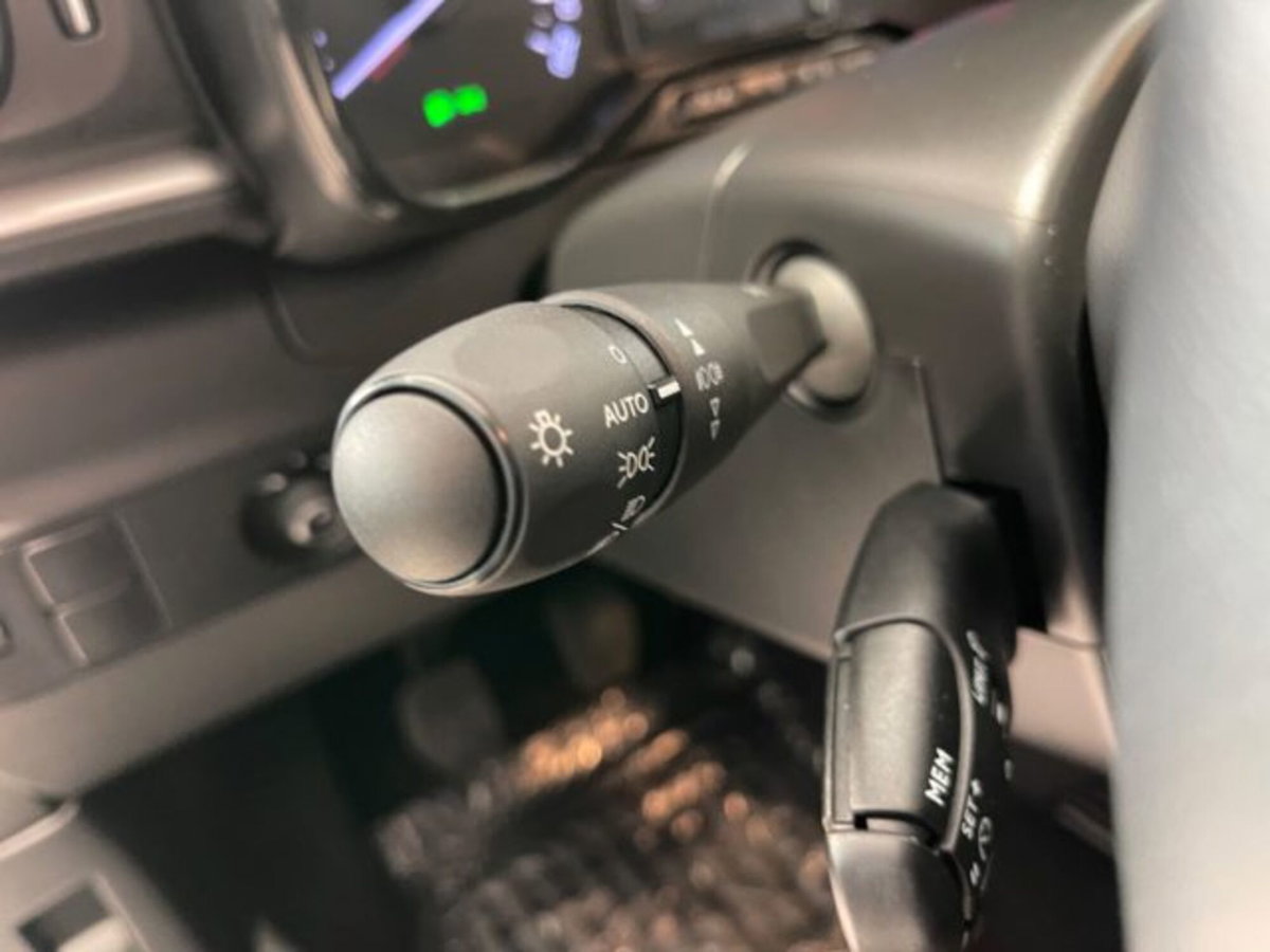 Citroen C3 BlueHDi 100 S&S Shine (11)