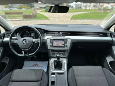 Volkswagen Passat Variant 1.6 TDI SCR DSG Business BMT (7)