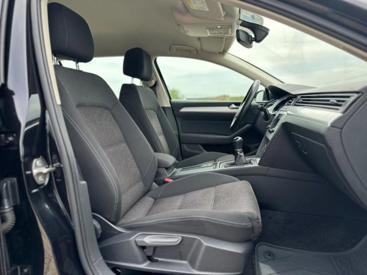 Volkswagen Passat Variant 1.6 TDI SCR DSG Business BMT (8)