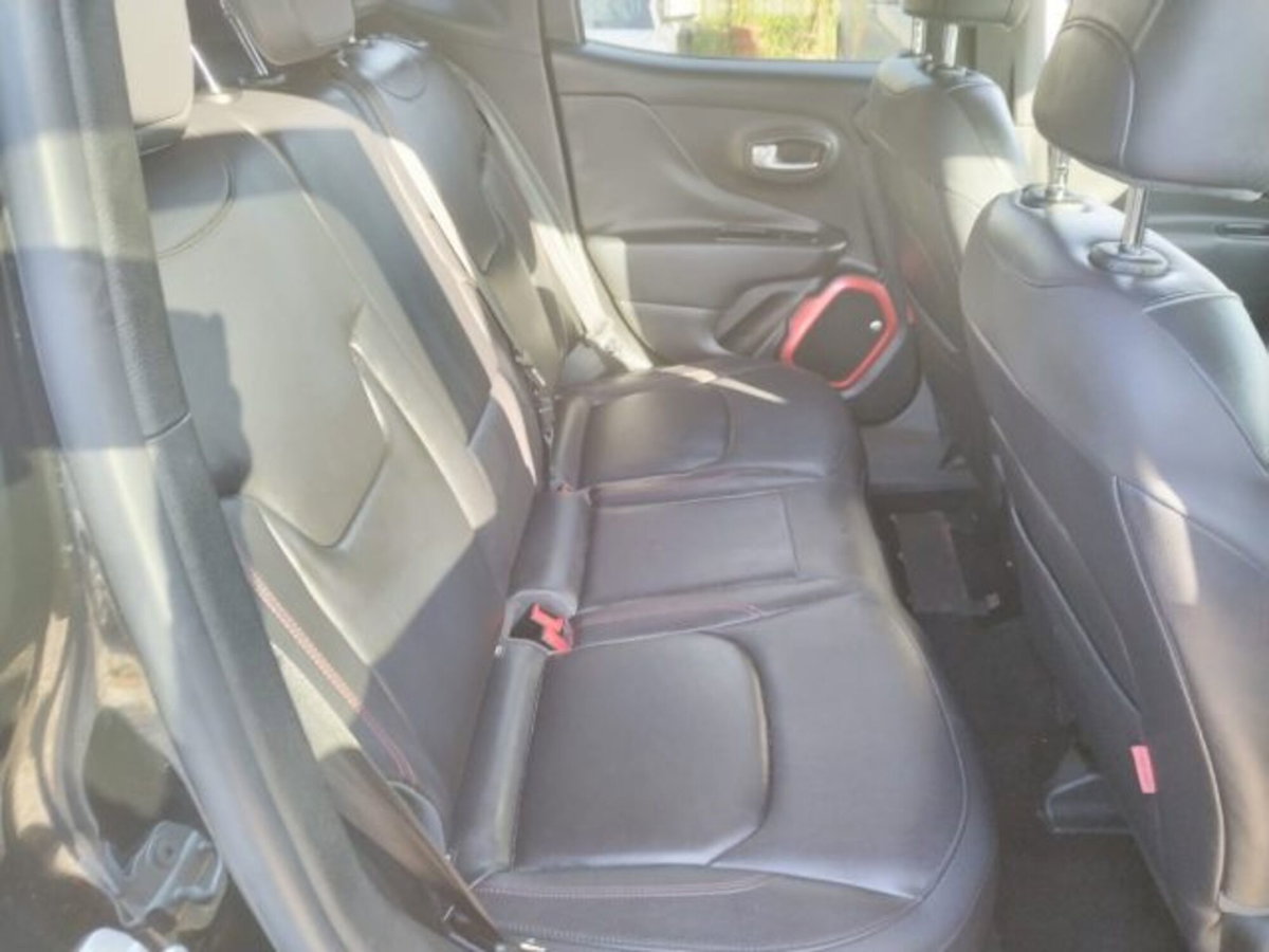 Jeep Renegade 2.0 Mjt 170CV 4WD Active Drive Low Trailhawk (18)