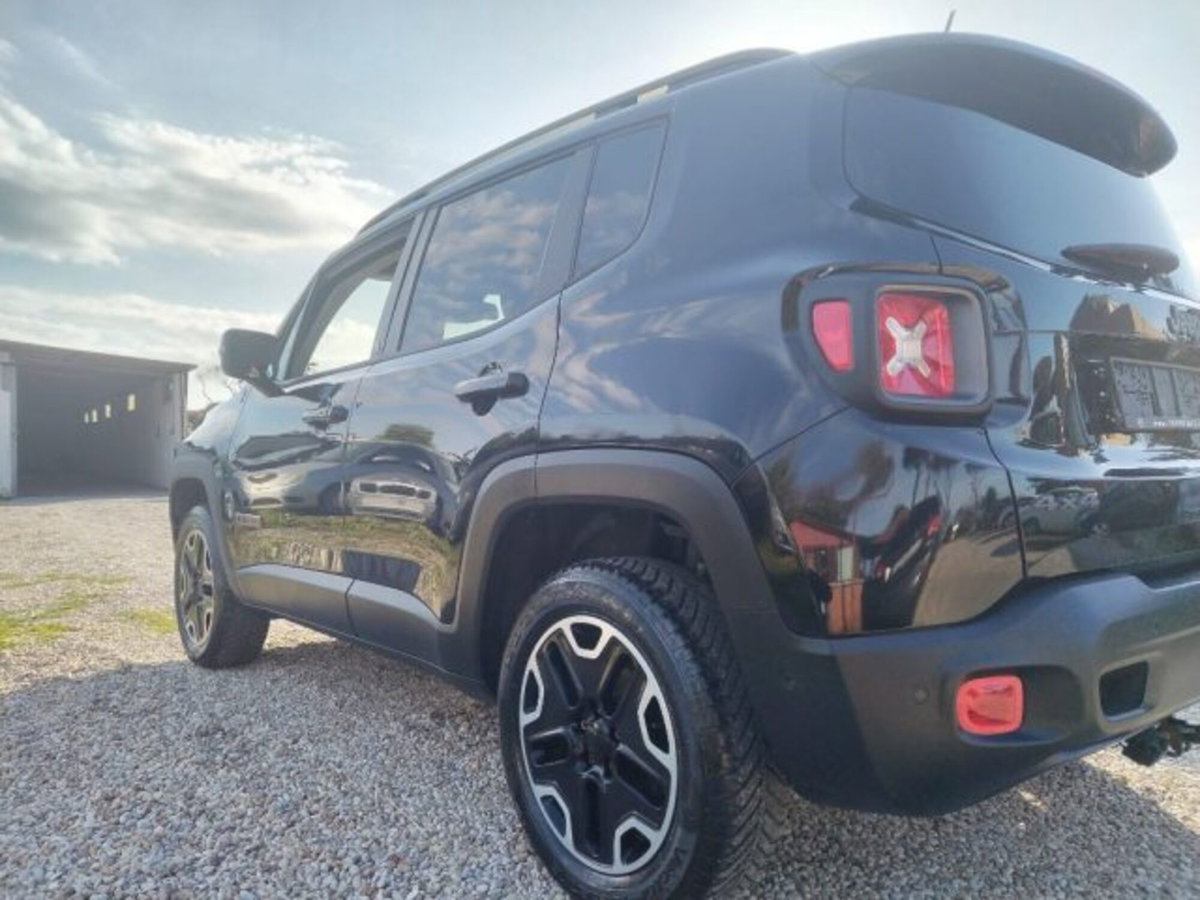 Jeep Renegade 2.0 Mjt 170CV 4WD Active Drive Low Trailhawk (6)