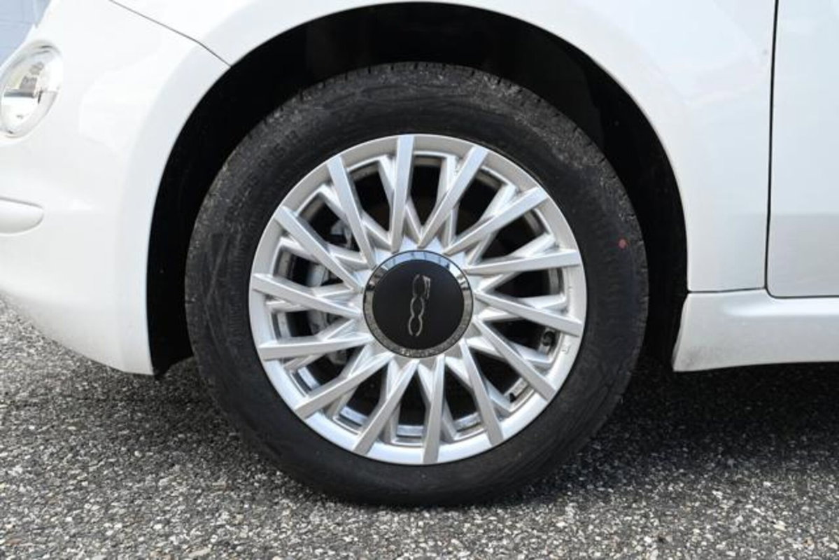 Fiat 500 1.0 Hybrid Club (10)