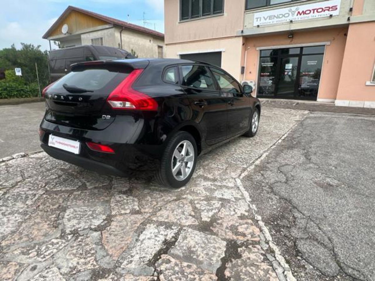 Volvo V40 D2 (10)