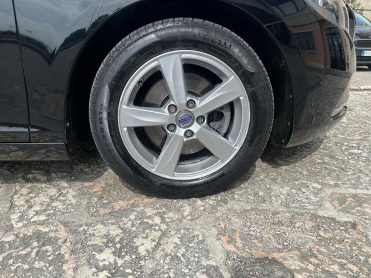 Volvo V40 D2 (16)