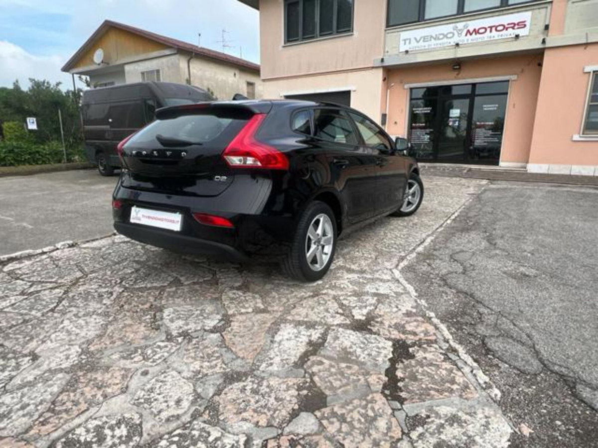 Volvo V40 D2 (6)