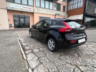 Volvo V40 D2 (9)