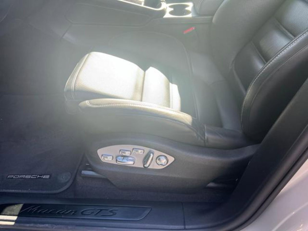 Porsche Macan 2.9 GTS 440cv pdk (16)