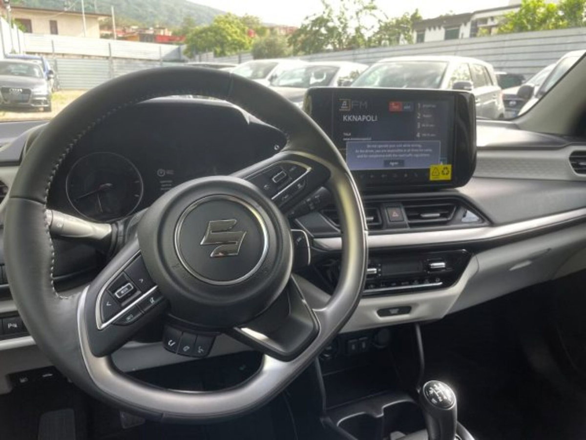 Suzuki Swift 1.2h Top 2wd (15)