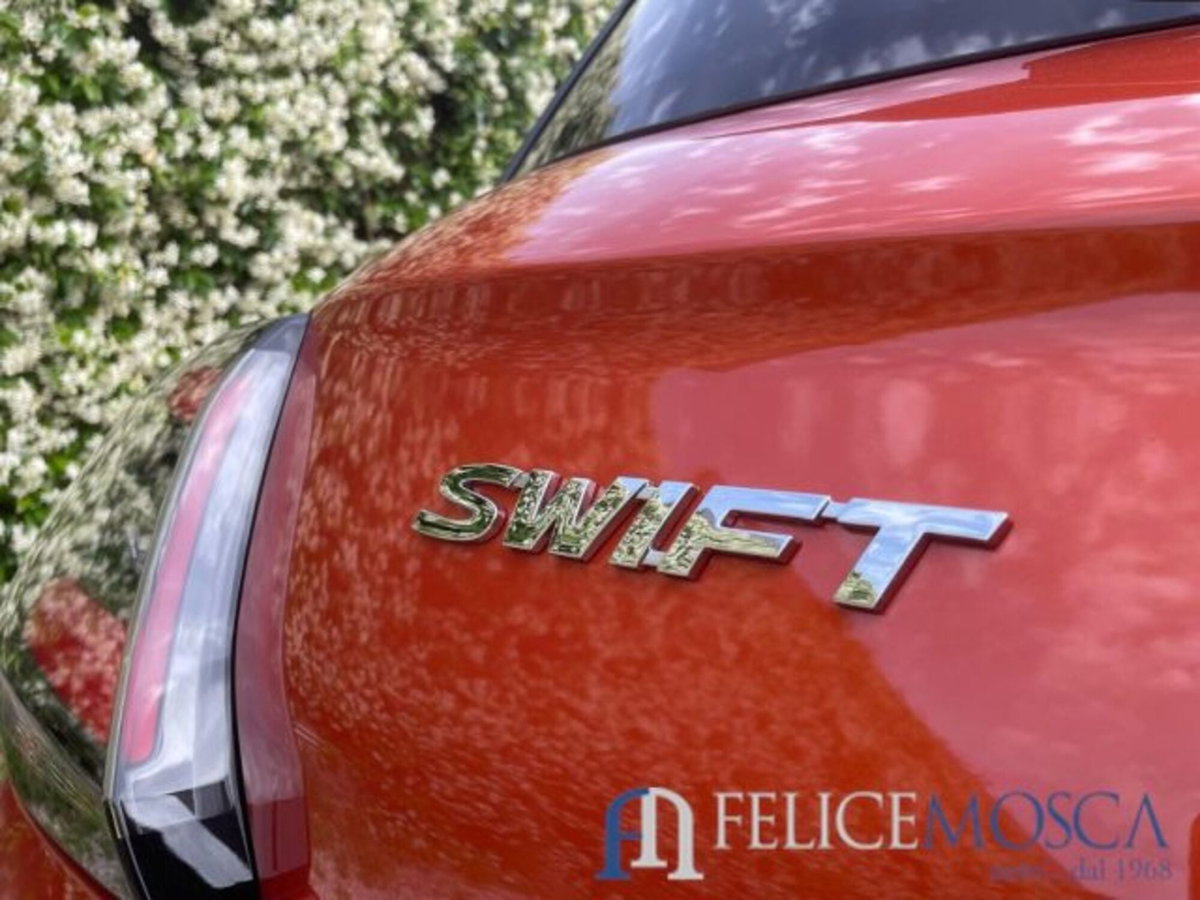 Suzuki Swift 1.2h Top 2wd (2)