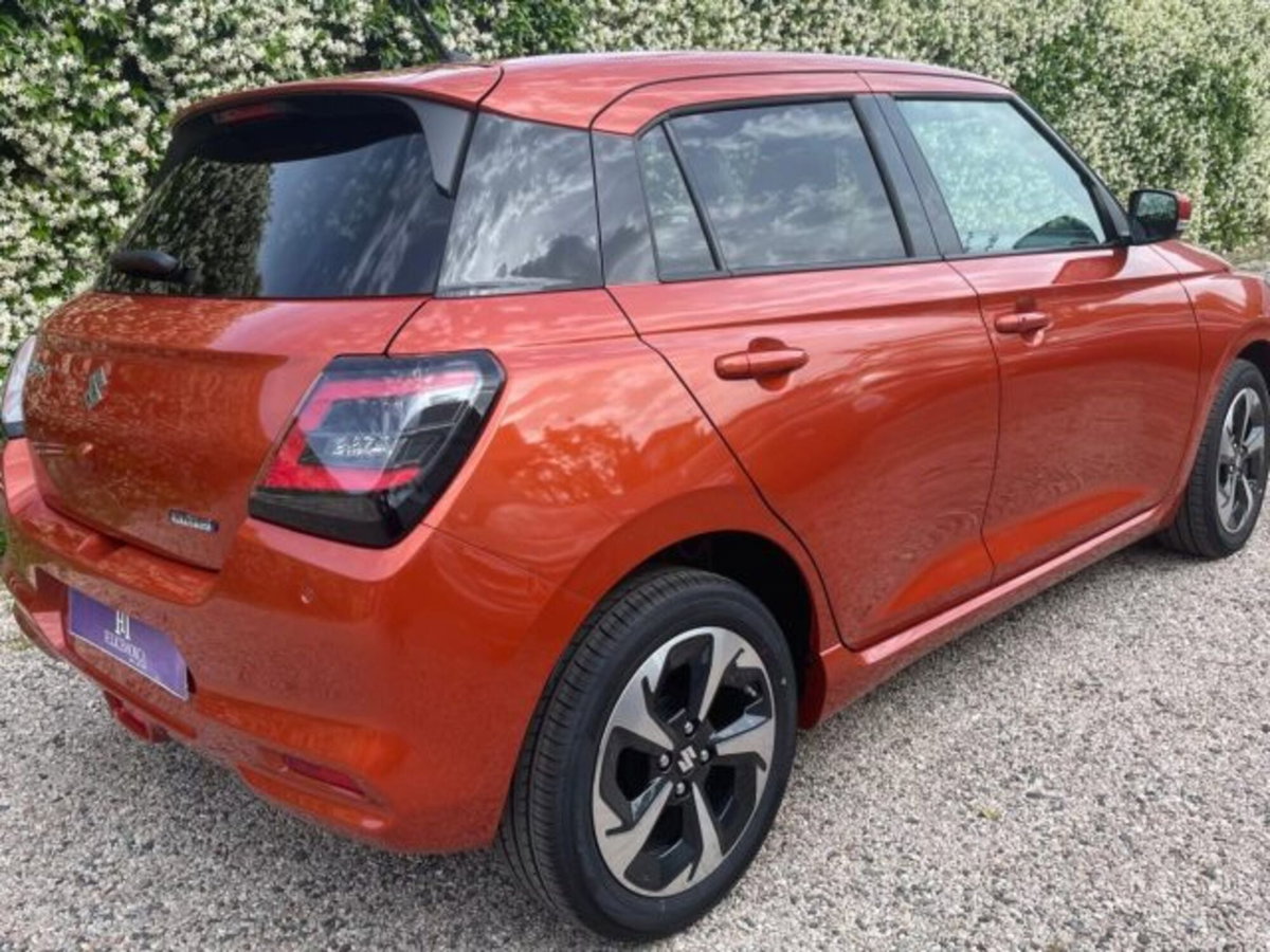 Suzuki Swift 1.2h Top 2wd (6)