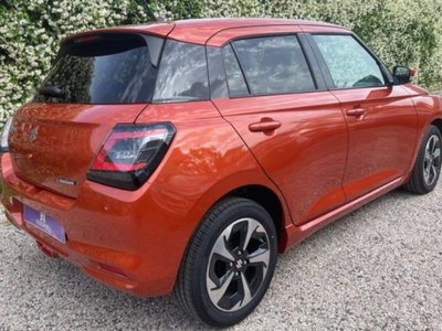 Suzuki Swift 1.2h Top 2wd (6)