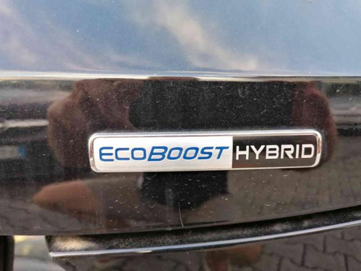 Ford Puma 1.0 EcoBoost Hybrid 125 CV S&S aut. Titanium Design (11)