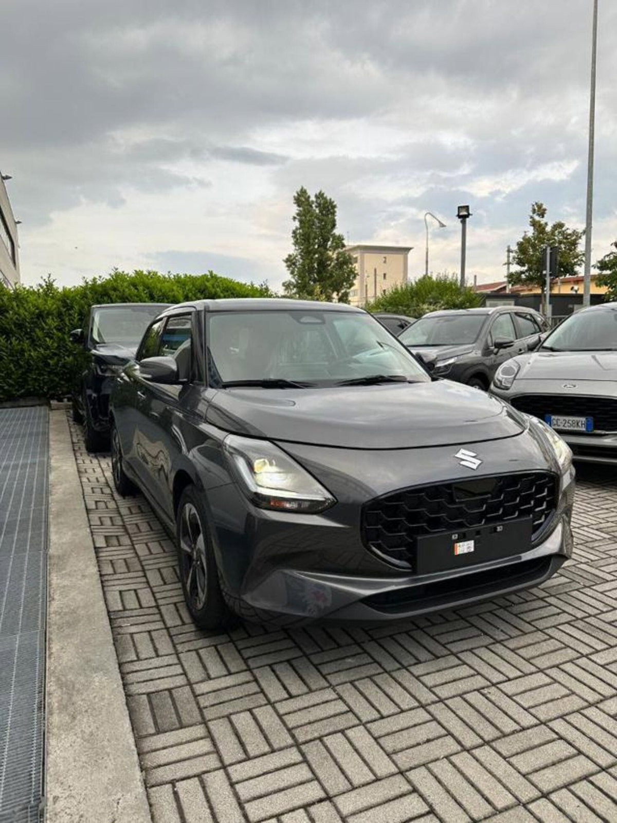 Suzuki Swift 1.2h Top 2wd (2)