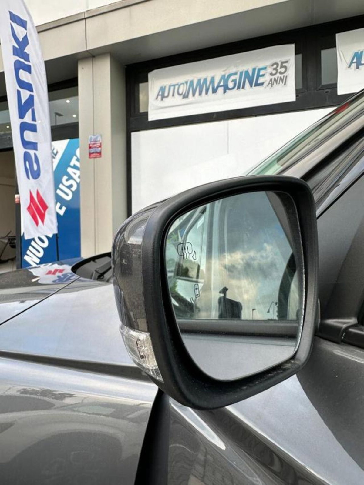 Suzuki Swift 1.2h Top 2wd (4)