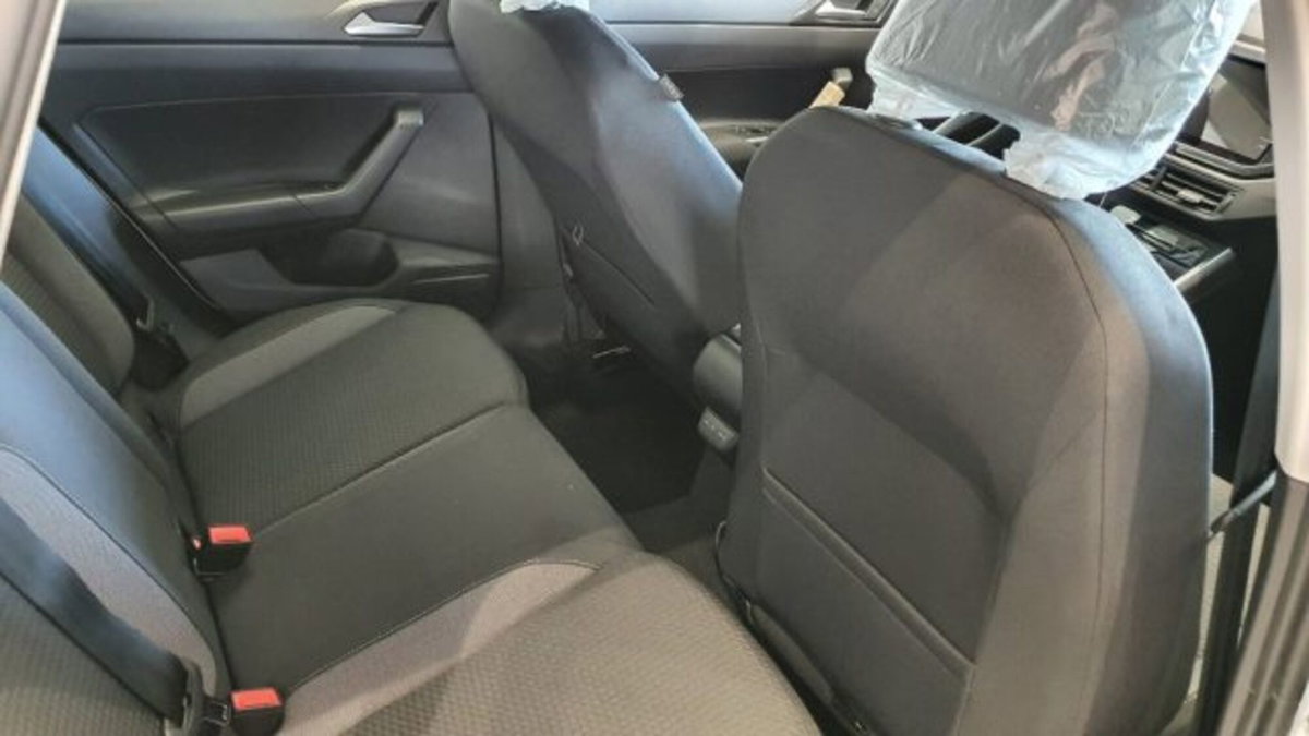 Volkswagen Polo 1.0 tsi Life 95cv (11)