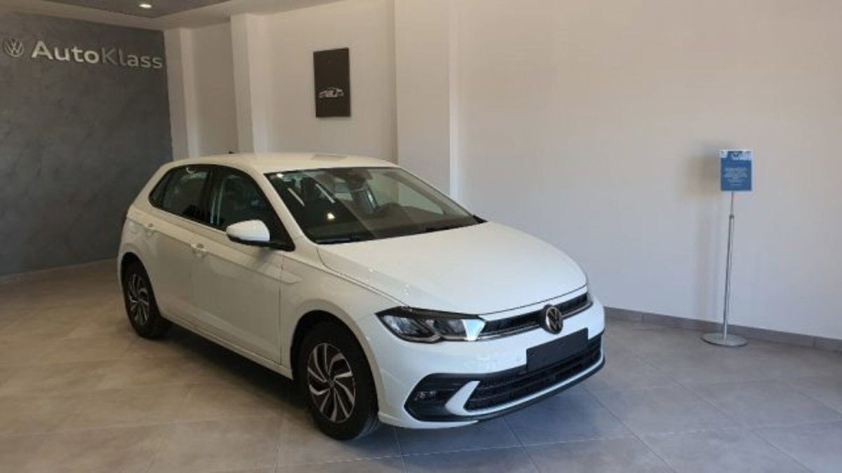 Volkswagen Polo 1.0 tsi Life 95cv (9)