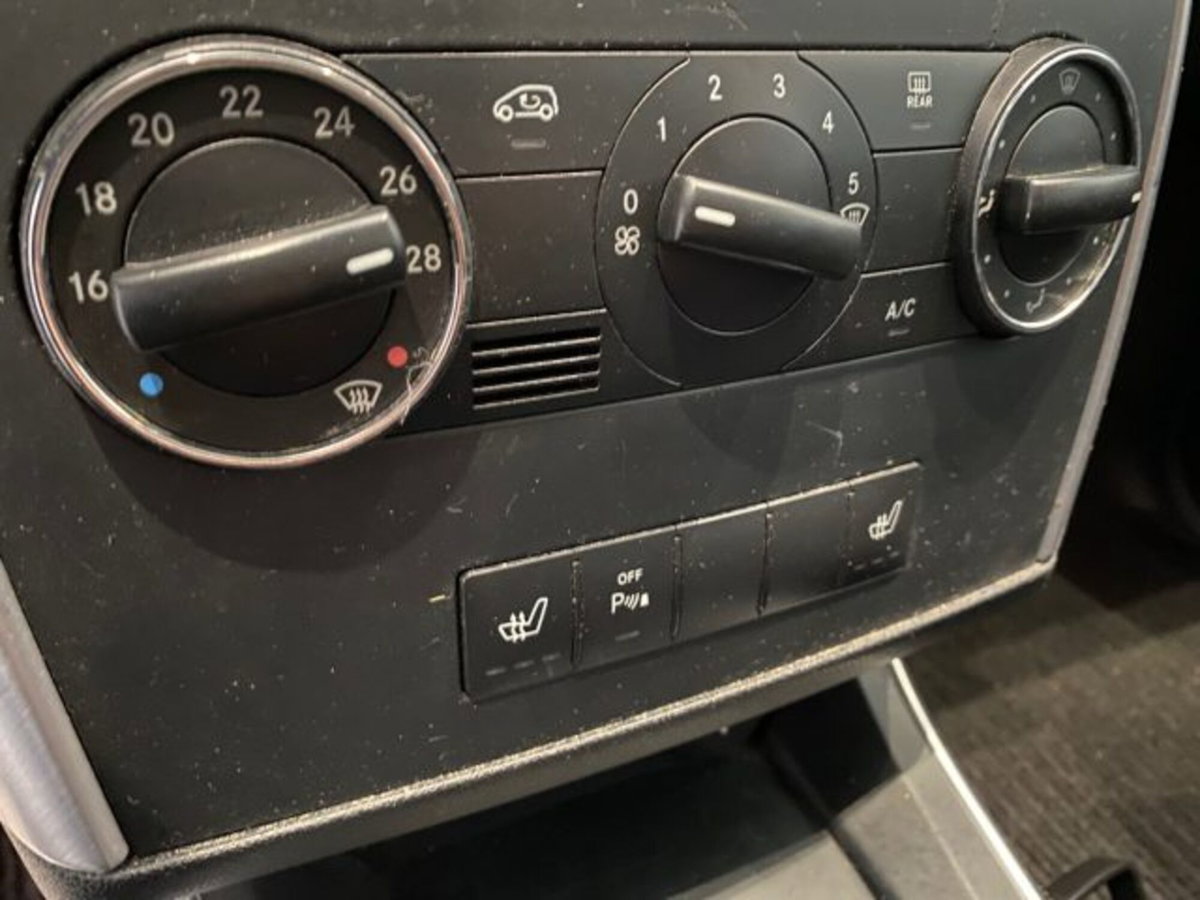 Mercedes-Benz Classe B 180 NGT BlueEFFICIENCY (11)