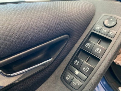 Mercedes-Benz Classe B 180 NGT BlueEFFICIENCY (7)