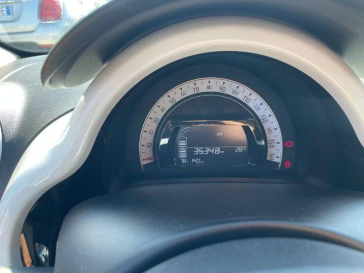 Renault Twingo Urban Night 22kWh (11)