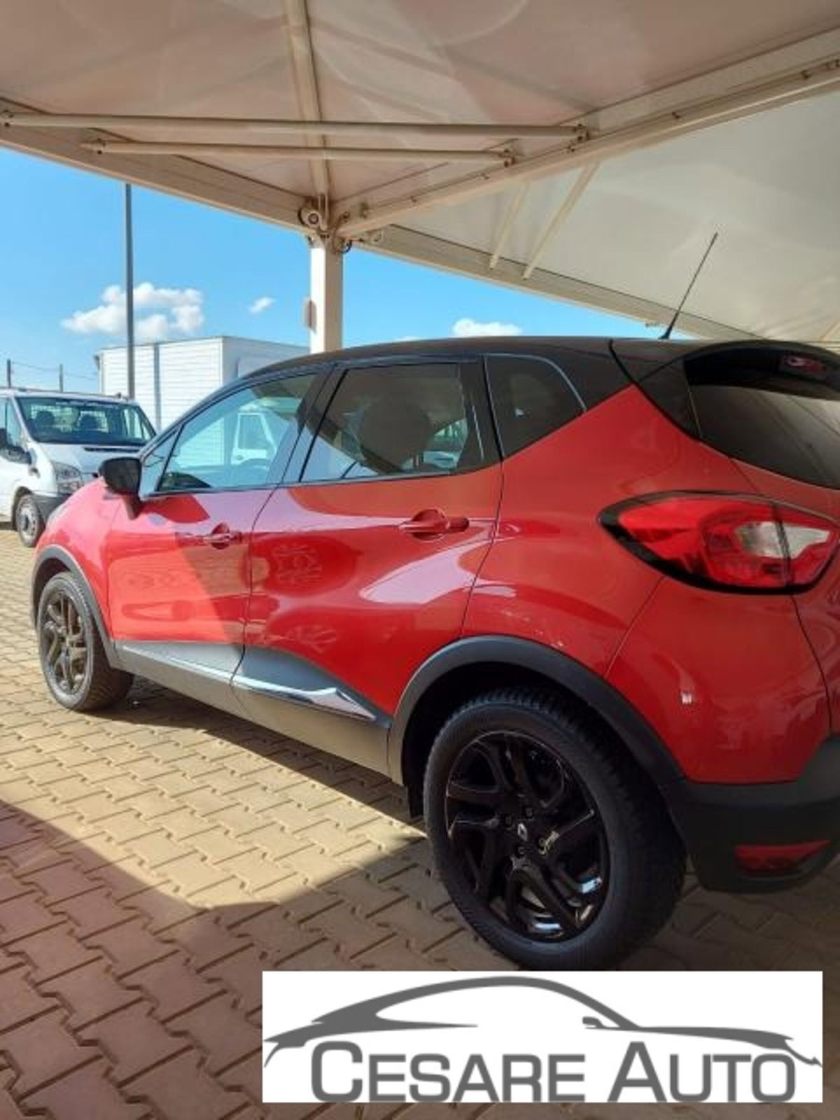 Renault Captur 1.5 dCi 8V 90 CV EDC Start&Stop Energy R-Link (3)