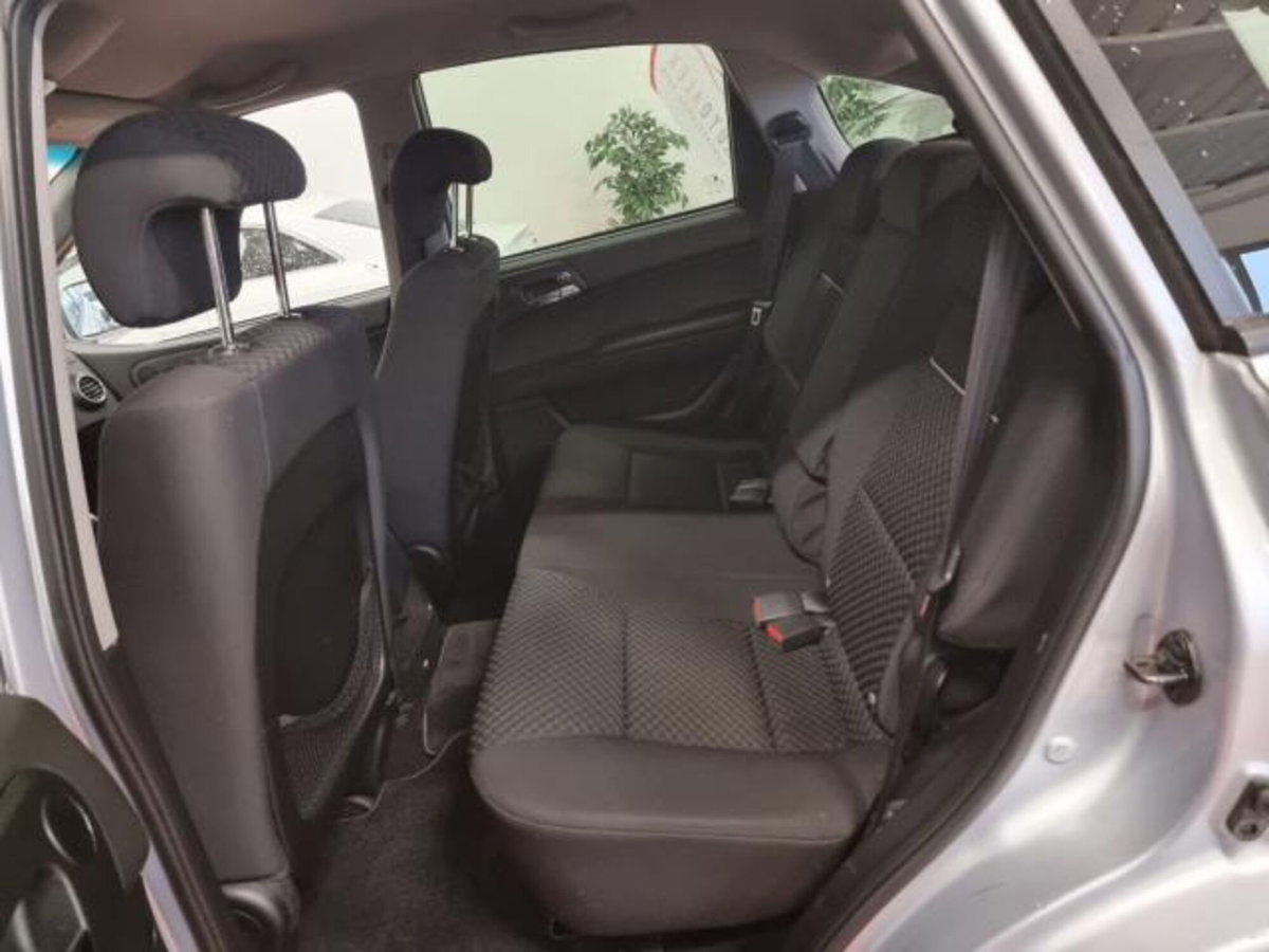 Ssangyong Actyon 2.0 XDi 4WD Plus (14)