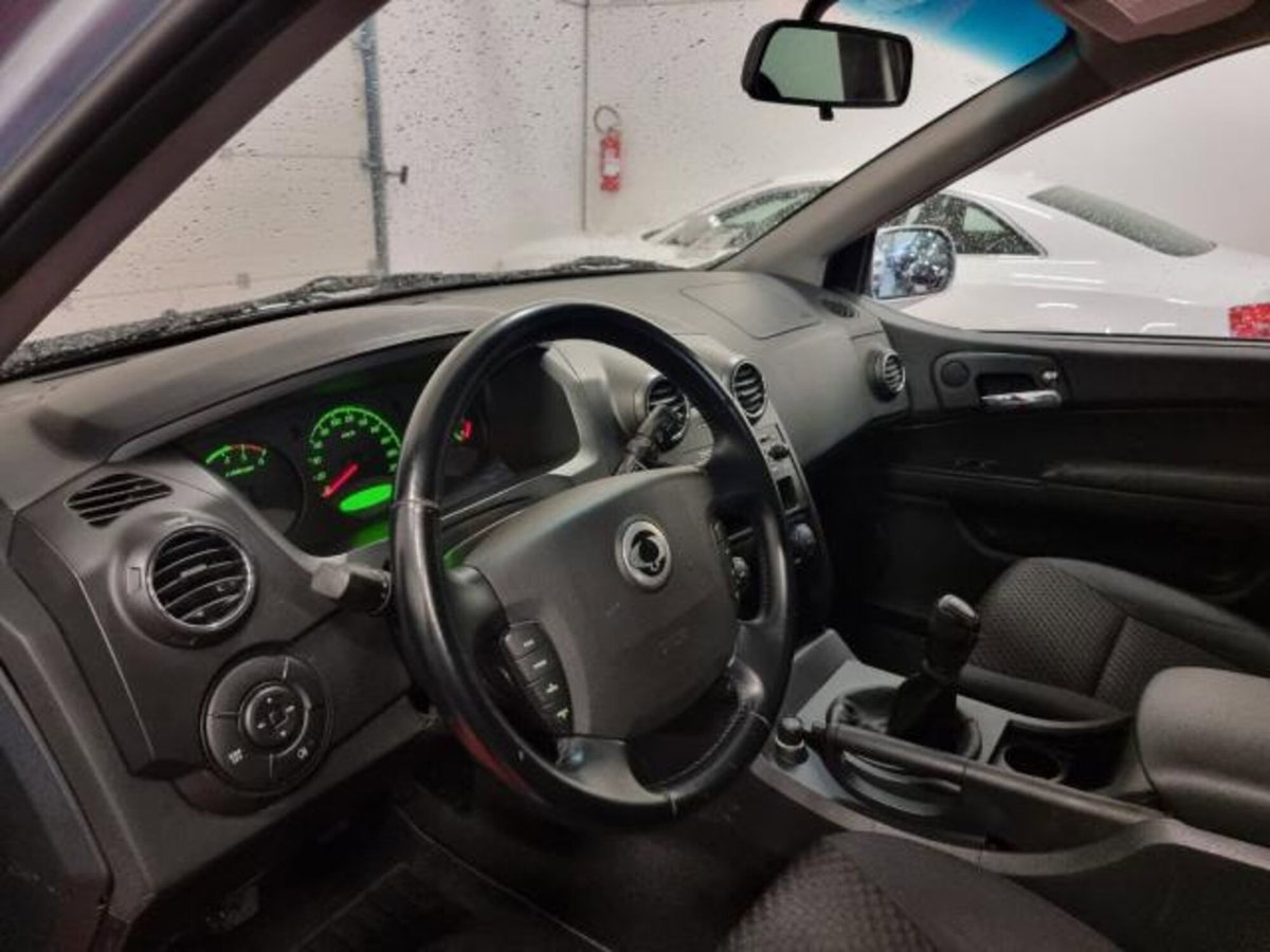 Ssangyong Actyon 2.0 XDi 4WD Plus (9)