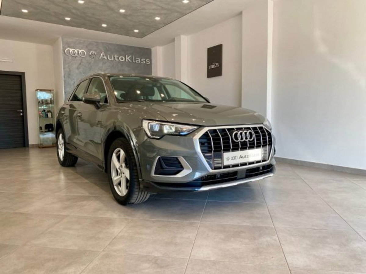 Audi Q3 35 TDI Business (5)