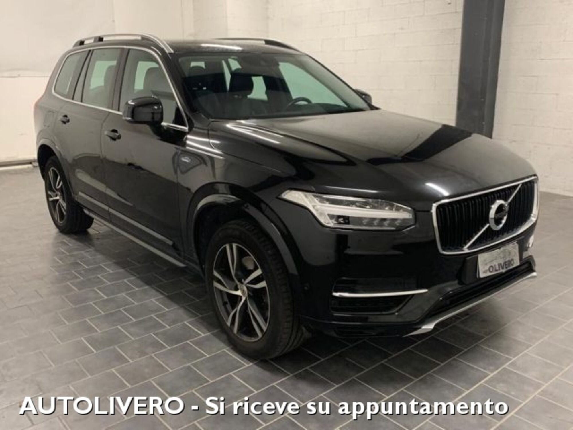 Volvo XC90 D5 AWD Geartronic Kinetic usato